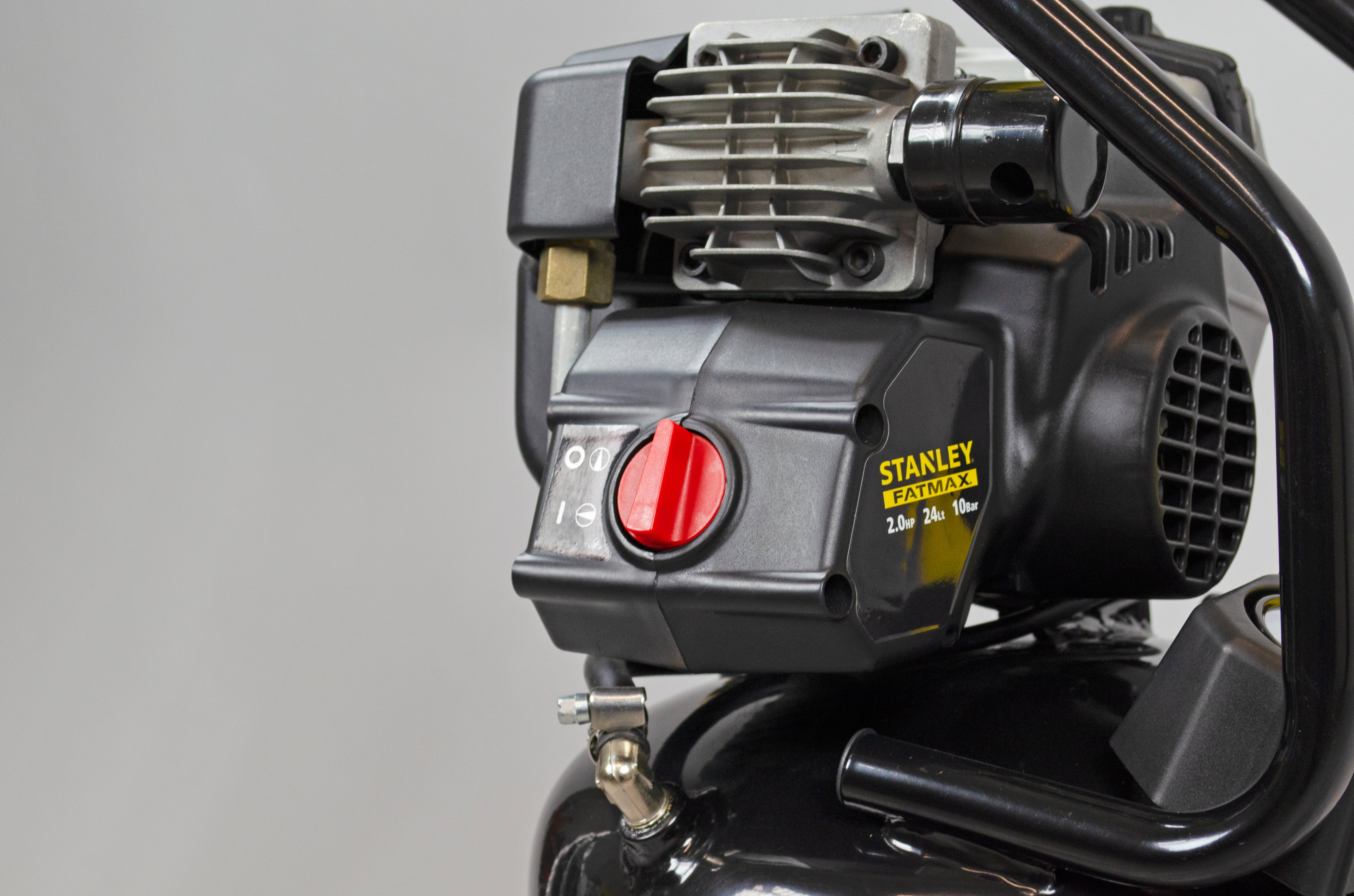 Vertikal Silent Kompressor 24 Liter Futura Range