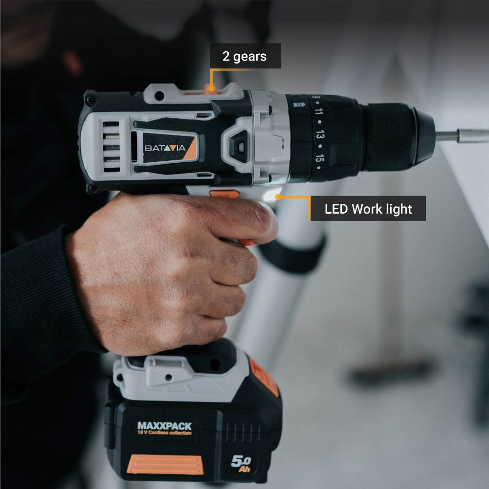 Akku-Schlagbohrschrauber 18V, 40Nm SET ( 2x Akku 2Ah / 1 Ladegerät 2.4Ah im Koffer)